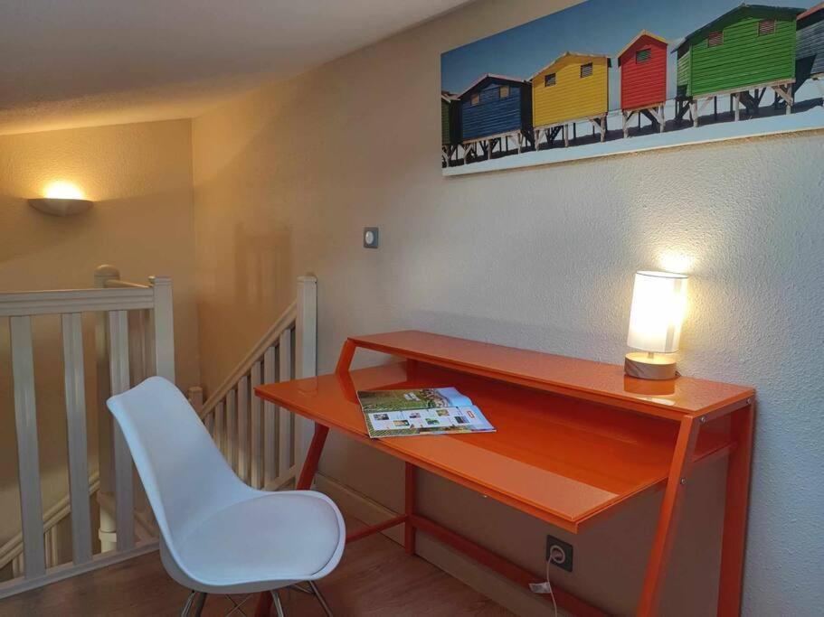Charme De Victor Conciergeriedamecarcas Apartamento Carcassonne Exterior foto