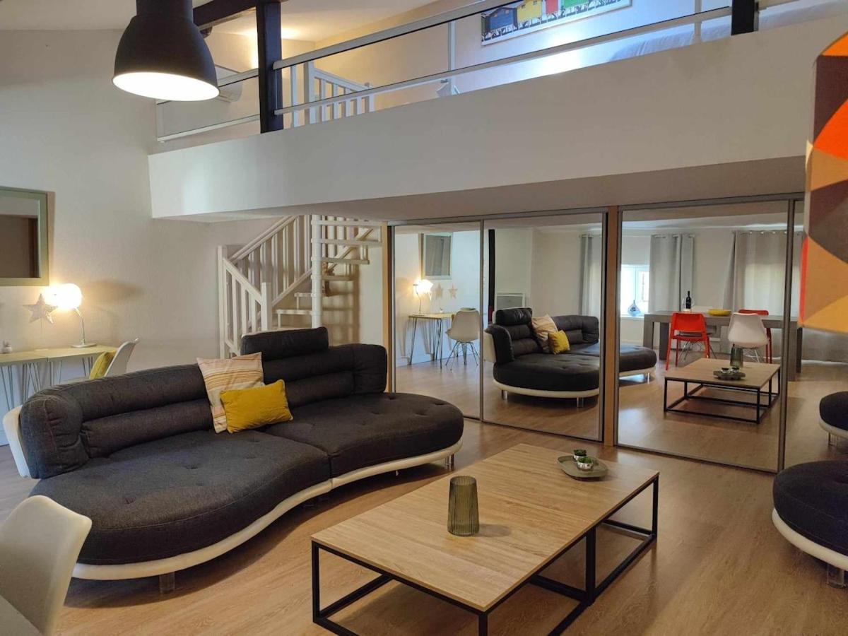 Charme De Victor Conciergeriedamecarcas Apartamento Carcassonne Exterior foto