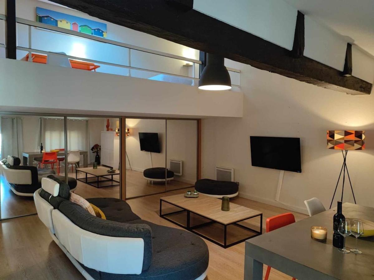 Charme De Victor Conciergeriedamecarcas Apartamento Carcassonne Exterior foto